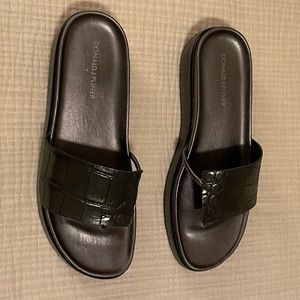 Donald J Pliner Fifi Sandals